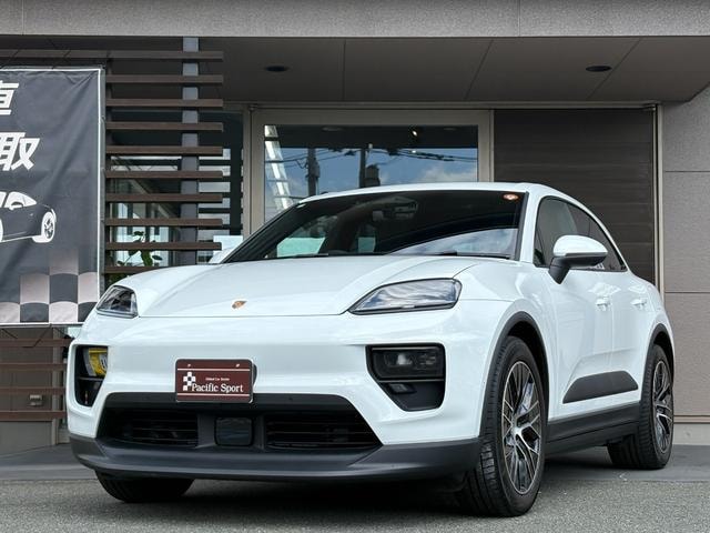 Porsche MACAN ELECTRIC 2025 — фото автомобиля