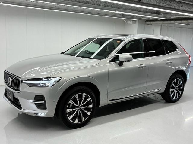 Volvo XC60 2024 — фото автомобиля 1