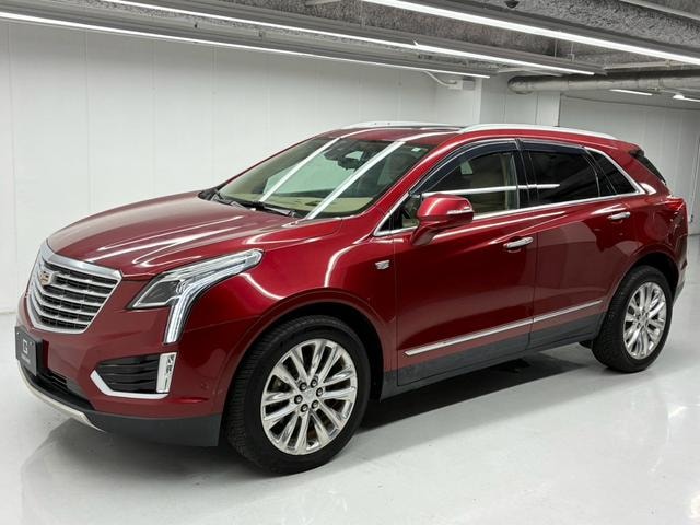 Cadillac XT5 CROSSOVER 2019 — фото автомобиля 1