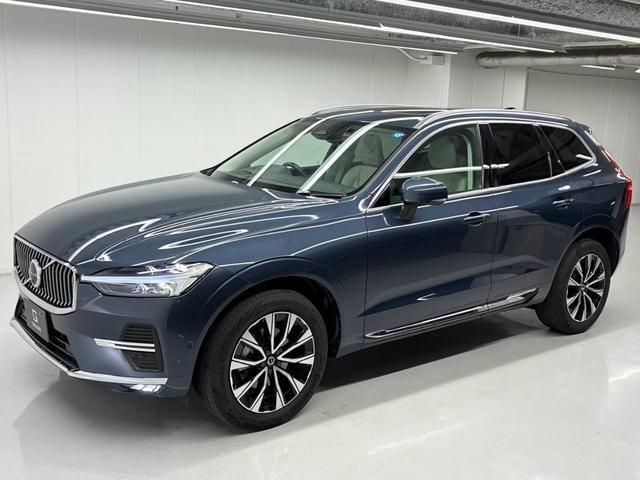 Volvo XC60 2024 — фото автомобиля