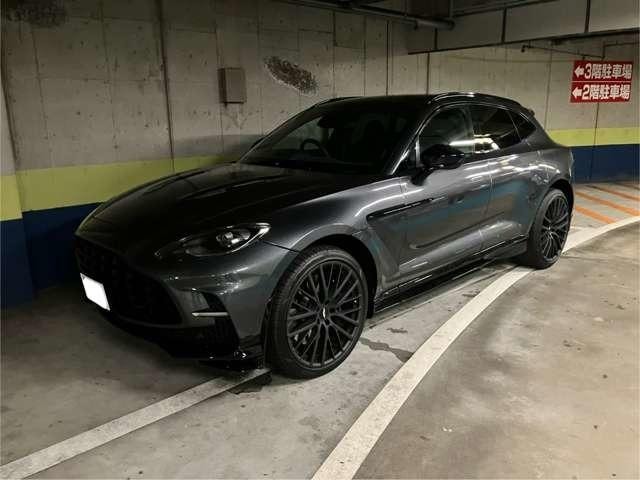 Aston Martin DBX 2024 — фото автомобиля