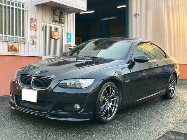 Bmw 3 SERIES 2008 — фото автомобиля 1
