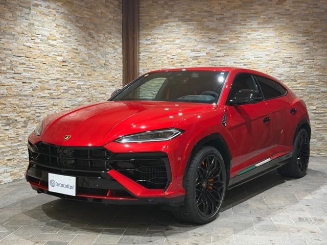 Lamborghini URUS 2025 — фото автомобиля