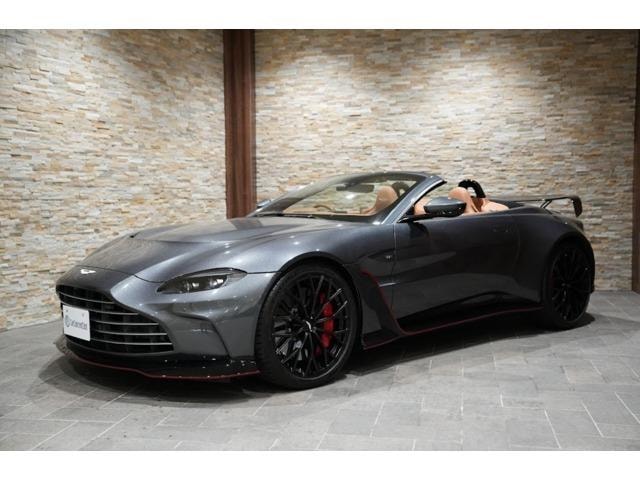 Aston Martin V12 VANTAGE 2023 — фото автомобиля