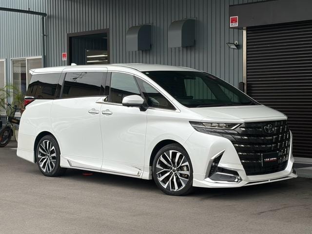 Toyota ALPHARD HYBRID 2024 — фото автомобиля