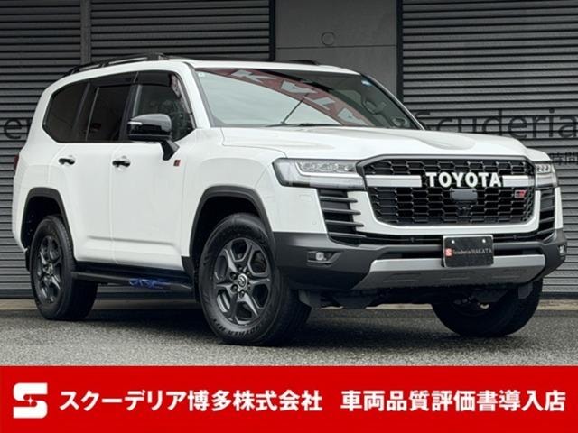 Toyota LAND CRUISER 2025 — фото автомобиля