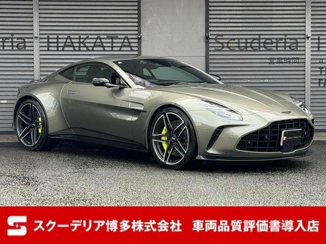 Aston Martin VANTAGE 2026 — фото автомобиля