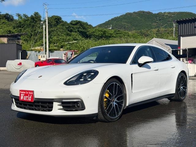 Porsche PANAMERA 2017 — фото автомобиля 1
