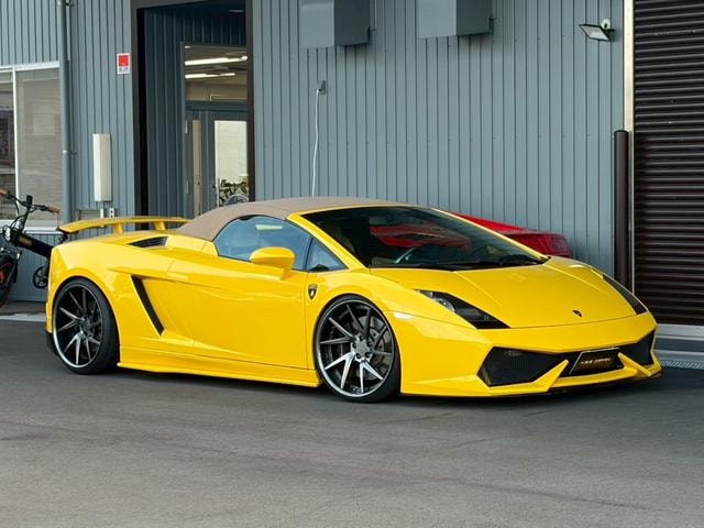 Lamborghini GALLARDO SPYDER 2008 — фото автомобиля