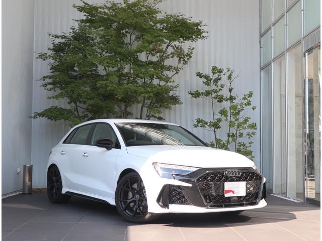 Audi RS3 SPORTBACK 2025 — фото автомобиля