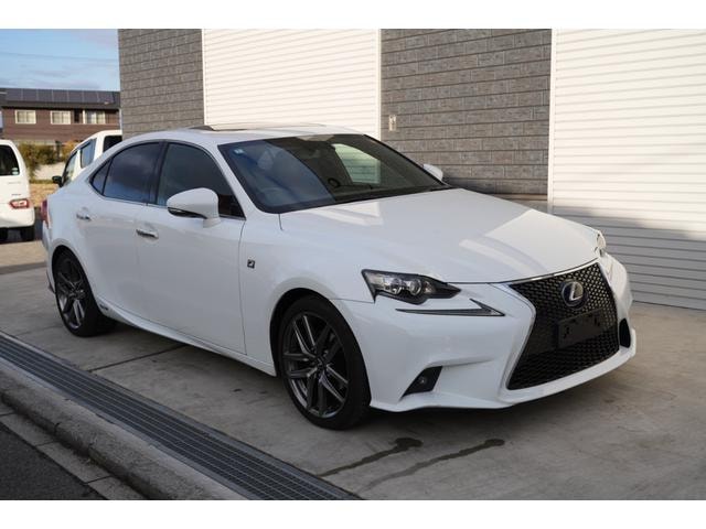Lexus IS 2014 — фото автомобиля 1
