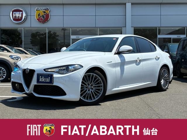 Alfa Romeo GIULIA 2019 — фото автомобиля 1