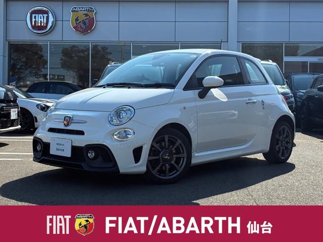 Abarth 595 2020 — фото автомобиля 1