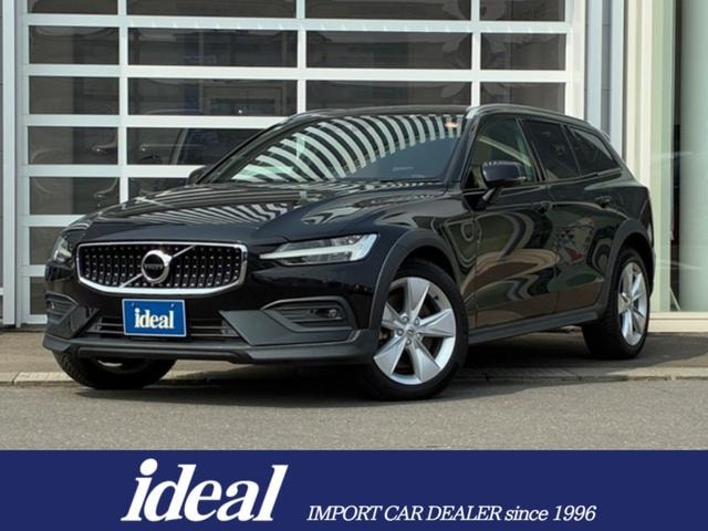 Volvo V60 2019 — фото автомобиля 1
