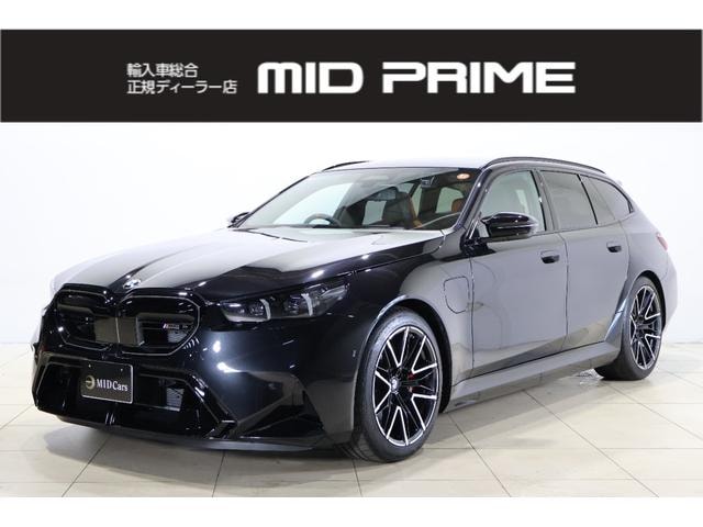 Bmw M5 2025 — фото автомобиля