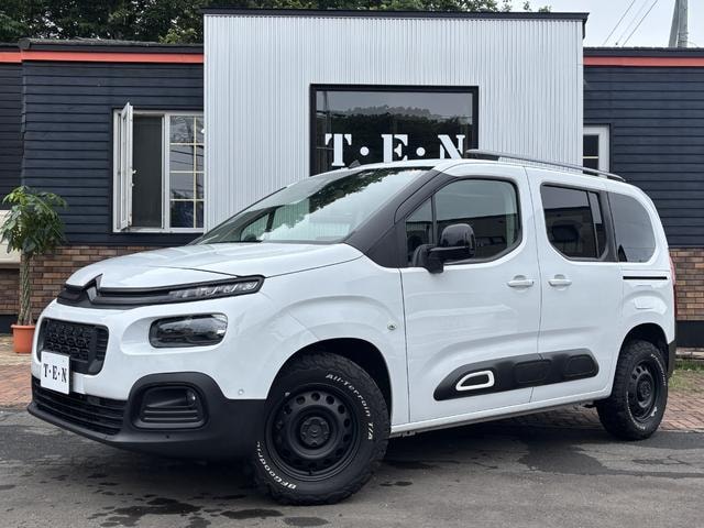 Citroen BERLINGO 2024 — фото автомобиля 1