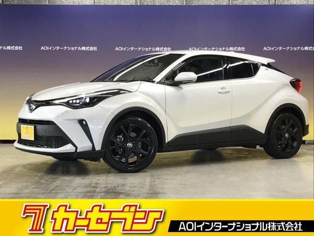 Toyota C-HR 2023 — фото автомобиля 1