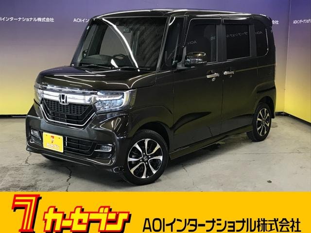 Honda N-BOX CUSTOM 2019 — фото автомобиля 1