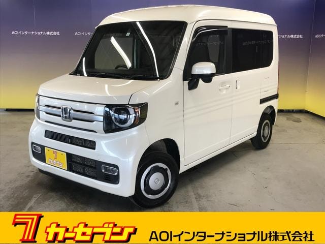 Honda N-VAN PLUS STYLE 2018 — фото автомобиля 1