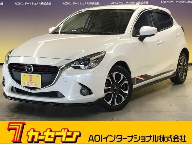 Mazda DEMIO 2015 — фото автомобиля 1