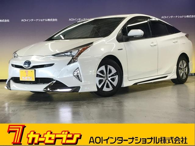 Toyota PRIUS 2017 — фото автомобиля 1