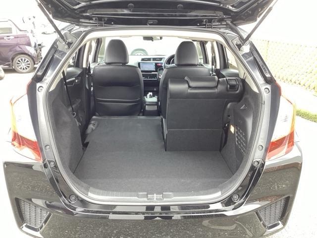 Honda FIT HYBRID 2017 — фото автомобиля 1