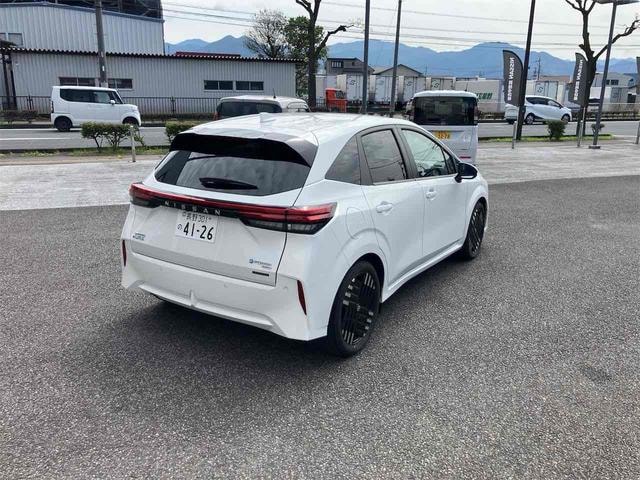 Миниатюра 16