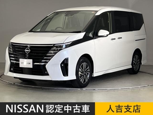 Nissan SERENA 2025 — фото автомобиля 1