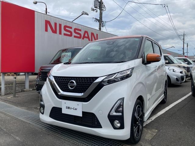 Nissan DAYZ 2019 — фото автомобиля