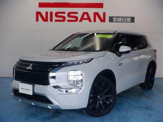 Mitsubishi OUTLANDER PHEV 2022 — фото автомобиля 1