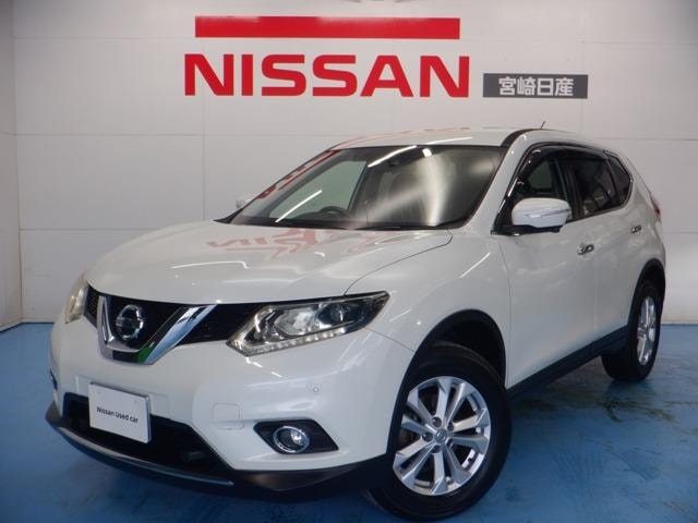 Nissan X-TRAIL 2017 — фото автомобиля
