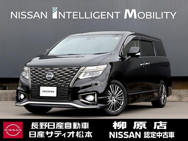 Nissan ELGRAND 2021 — фото автомобиля