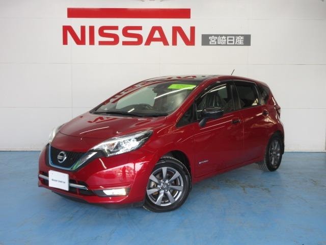 Nissan NOTE 2018 — фото автомобиля 1