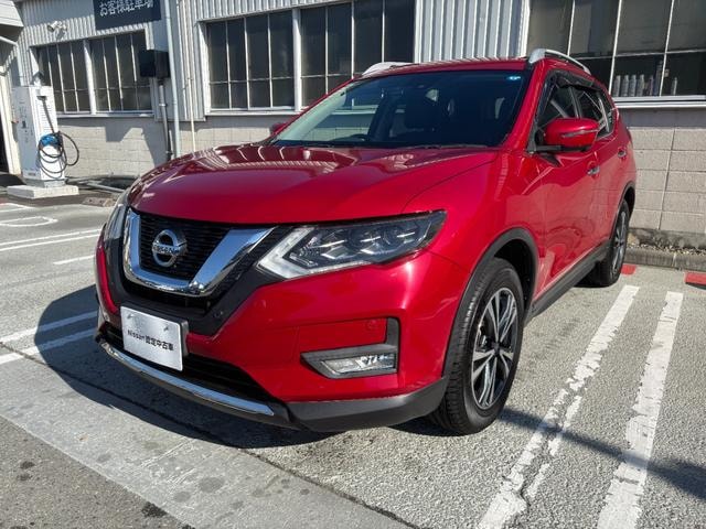 Nissan X-TRAIL 2018 — фото автомобиля 1