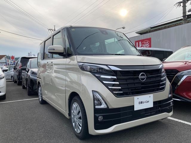 Nissan ROOX 2023 — фото автомобиля 1