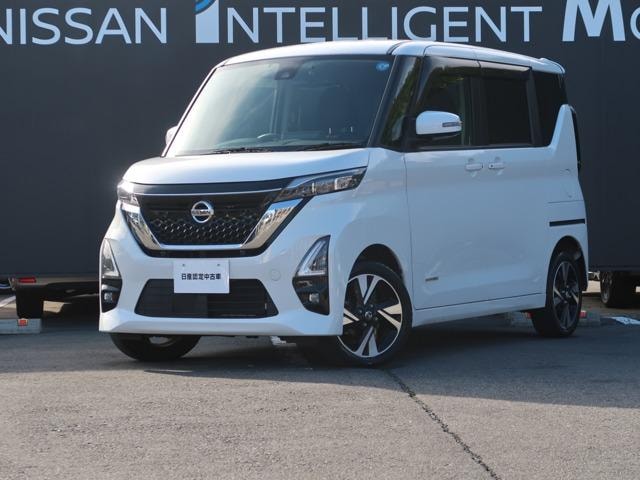Nissan ROOX 2022 — фото автомобиля