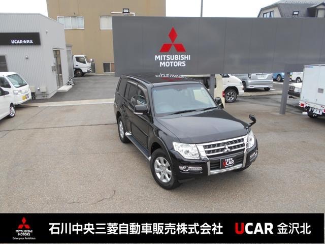 Mitsubishi PAJERO 2017 — фото автомобиля