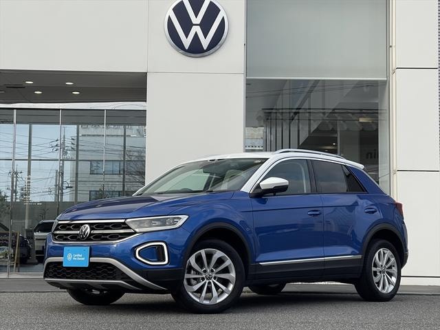 Volkswagen T-ROC 2023 — фото автомобиля 1