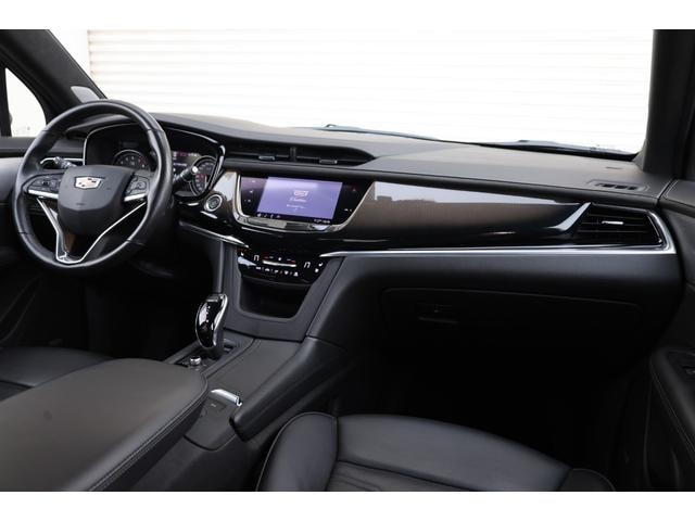 Cadillac XT6 2020 — фото автомобиля 1