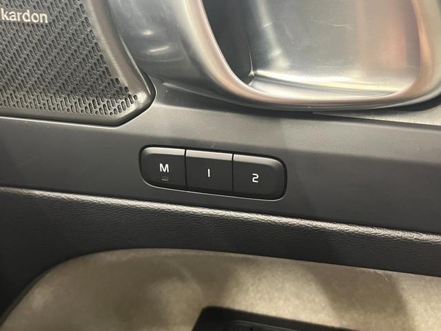 Миниатюра 23