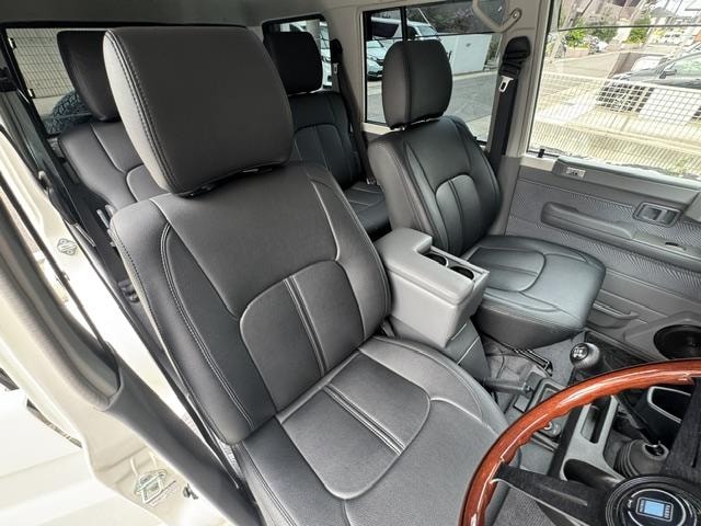 Миниатюра 17