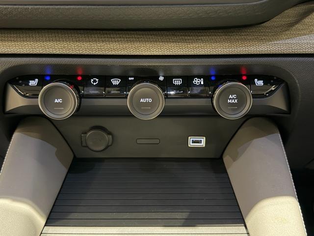 Citroen C5 X 2022 — фото автомобиля 1