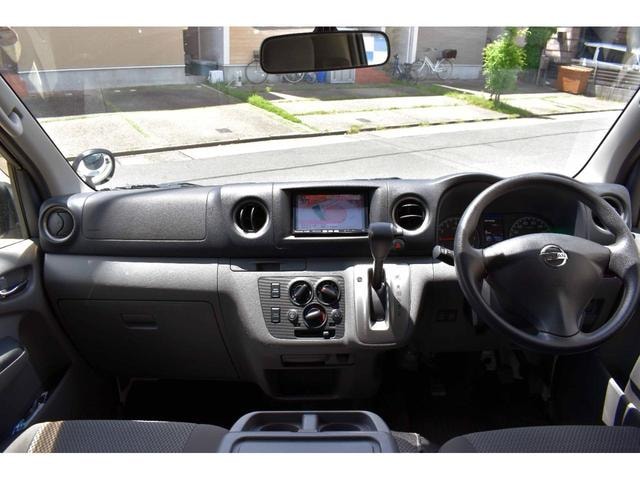 Nissan NV350CARAVAN VAN 2016 — фото автомобиля 1