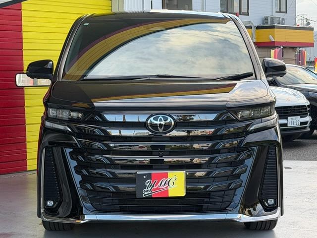 Toyota VELLFIRE 2023 — фото автомобиля 1