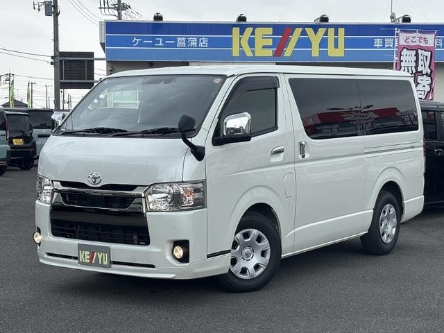 Toyota HIACE VAN 2021 — фото автомобиля
