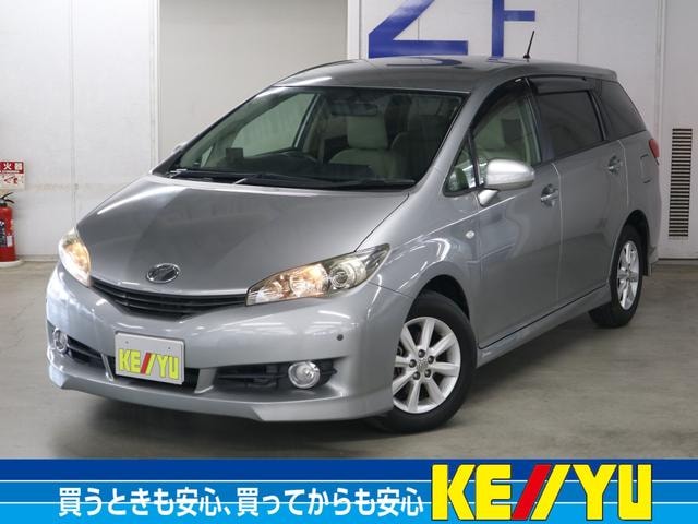 Toyota WISH 2010 — фото автомобиля