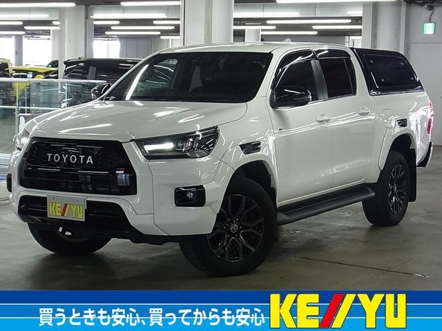 Toyota HILUX 2022 — фото автомобиля