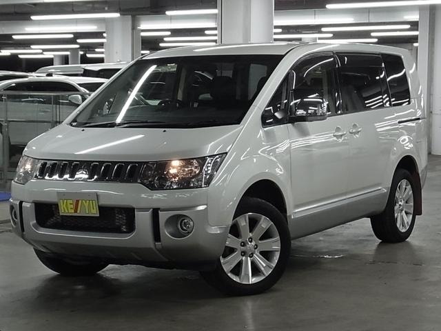 Mitsubishi DELICA D:5 2017 — фото автомобиля 1
