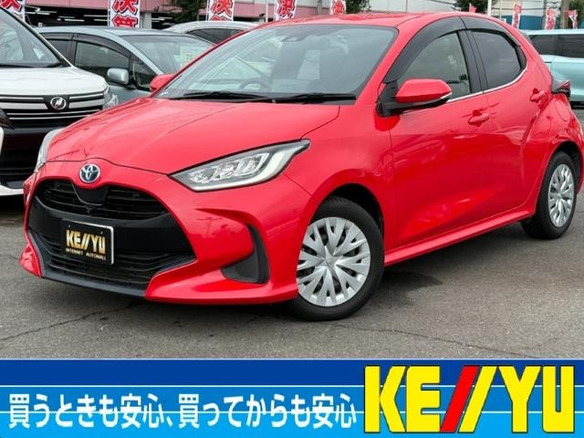 Toyota YARIS 2020 — фото автомобиля 1