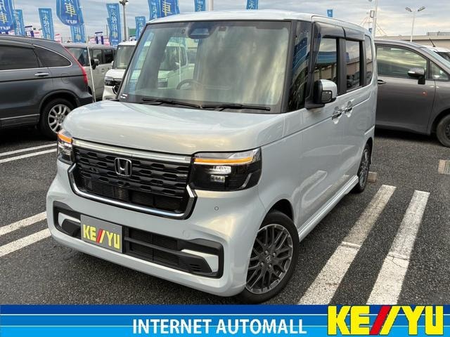 Honda N-BOX CUSTOM 2023 — фото автомобиля 1